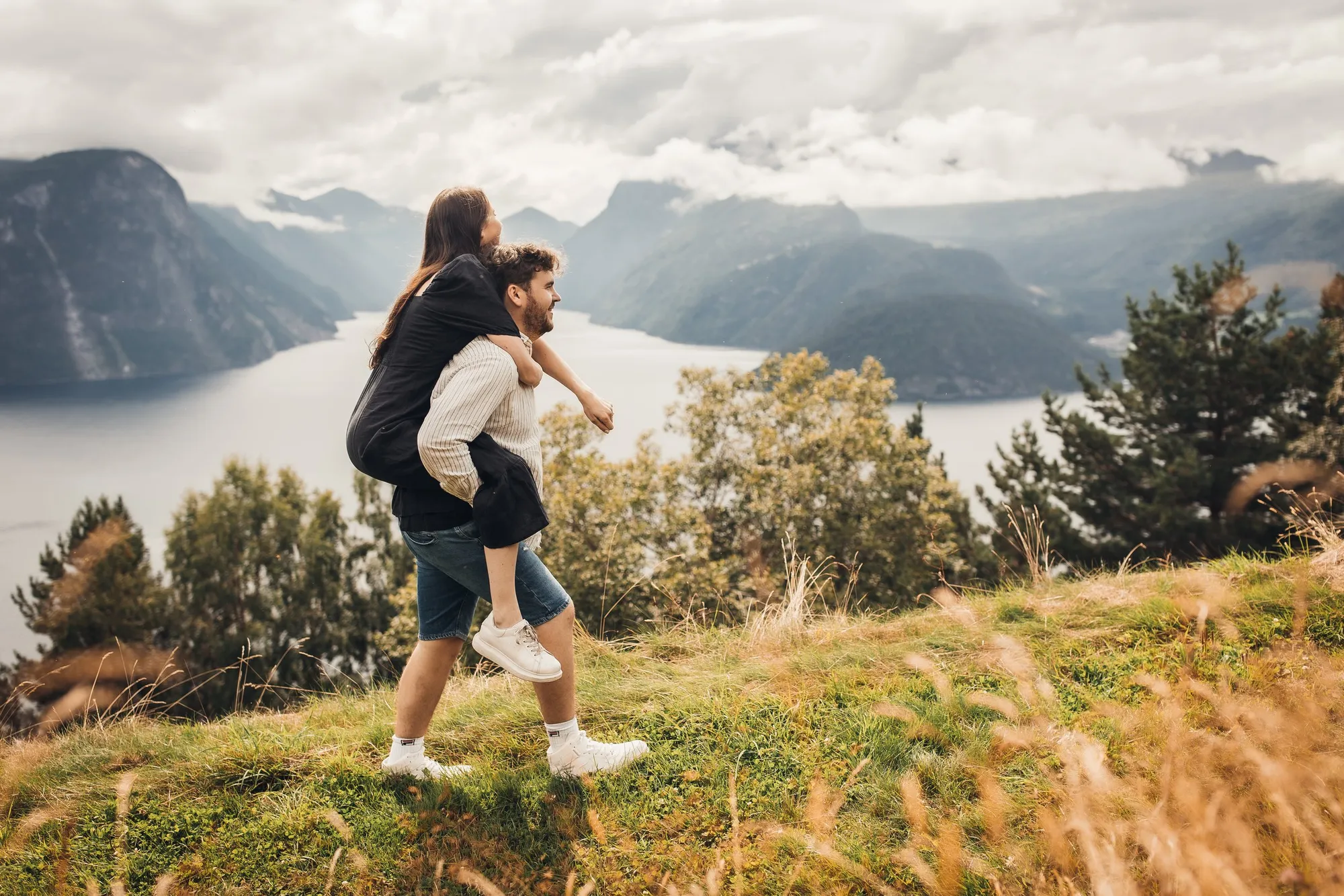  I`ll carry you everywhere  
