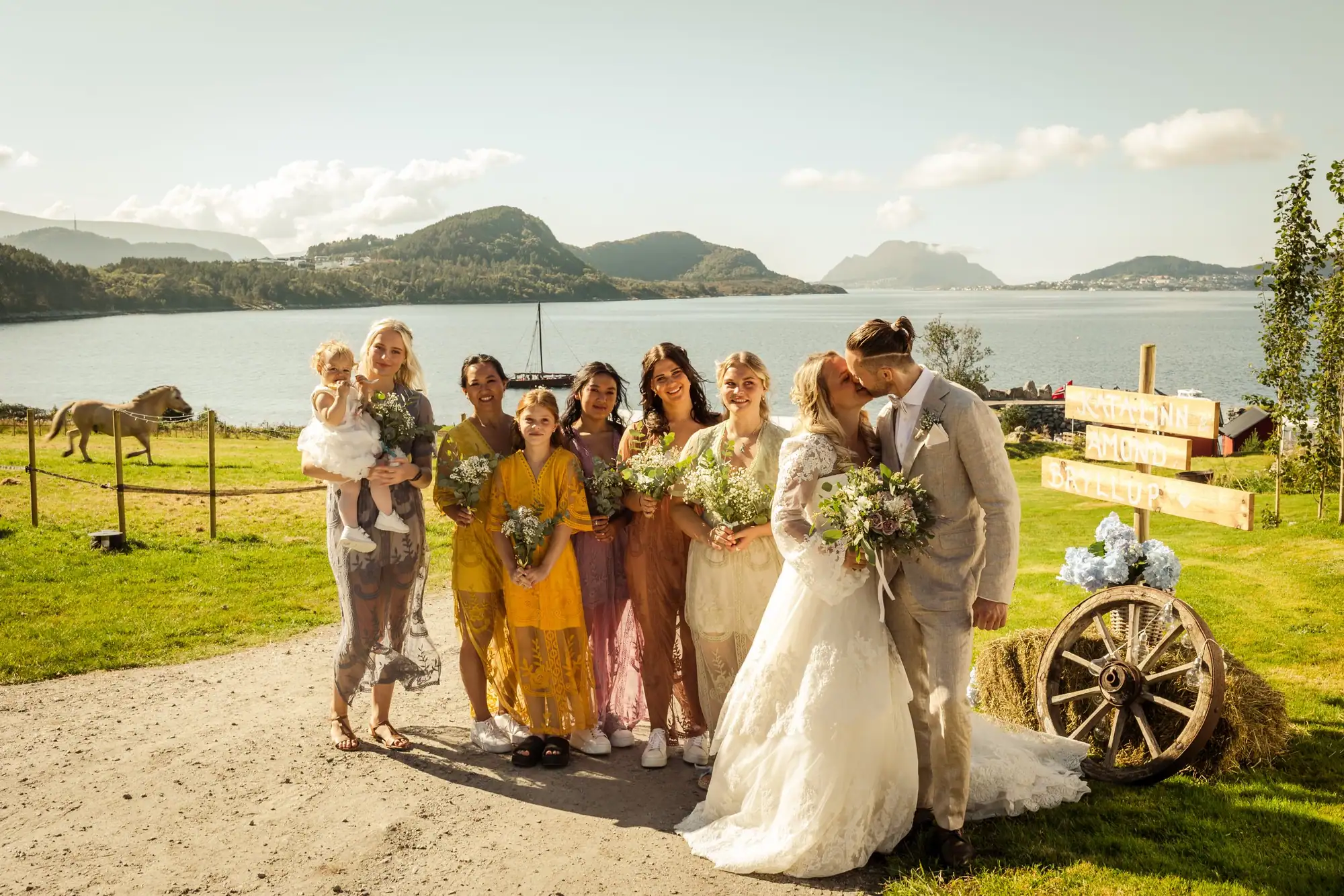 Øyeblikk fra en bryllupsdag, fotografert av Marte Bjørgum