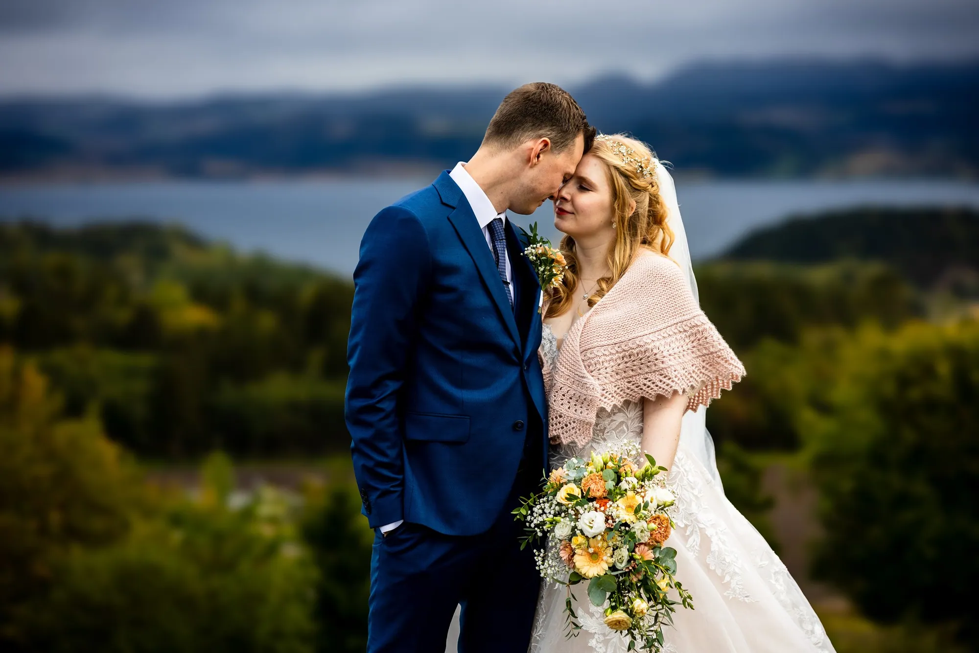 Øyeblikk fra en bryllupsdag, fotografert av Marte Bjørgum